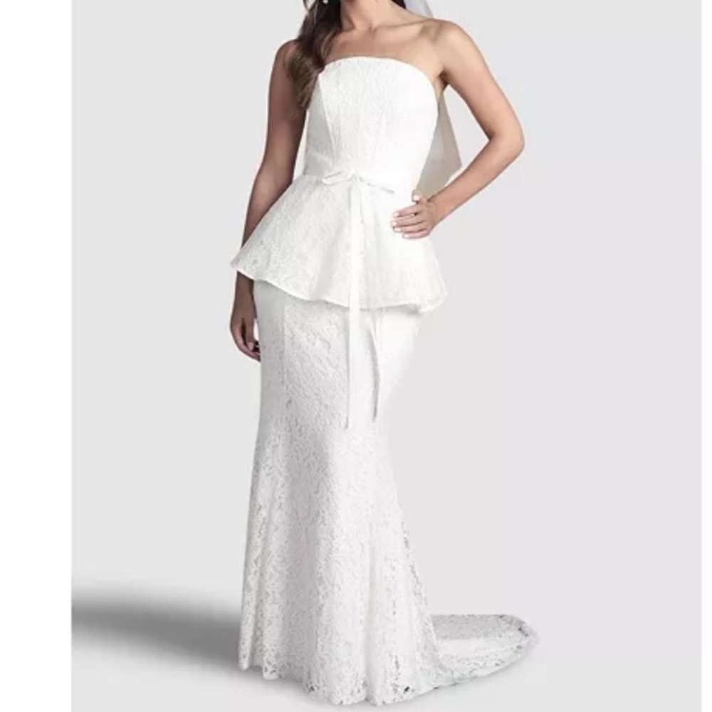 Peplum Lace Wedding Set